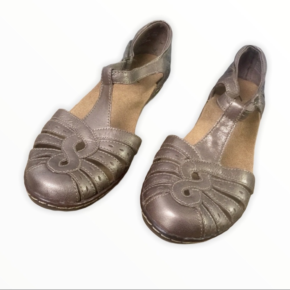 Pewter Metallic t strap Clarks Shoe